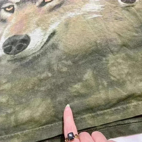 Vintage The Mountain T Shirt Wolf Pack Tie Dye All Over Graphic Thrashed RARE - Picture 11 of 11